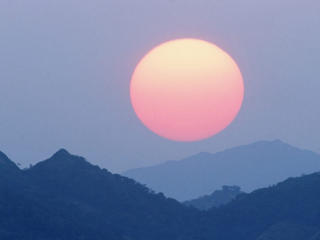 Large sun mountain range bird free wallpaper - medium preview image