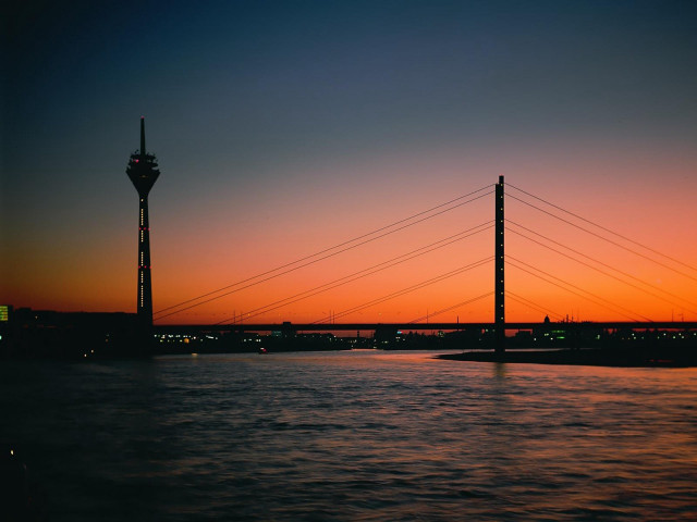 Sunset bridge tower water view #4 free wallpaper - medium preview image
