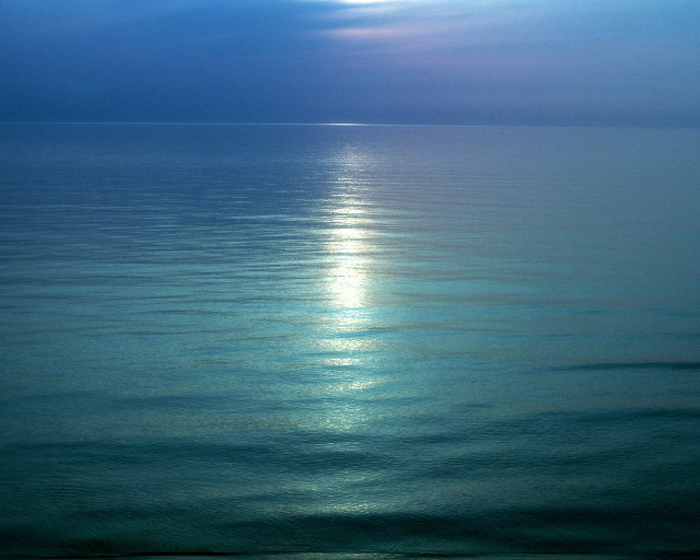 Large body of water sun #2 free wallpaper - medium preview image