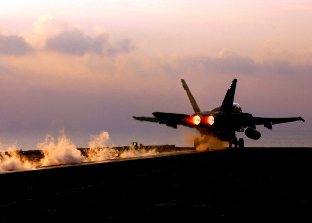 Jet takeoff dusk smoke backlit free wallpaper - medium preview image