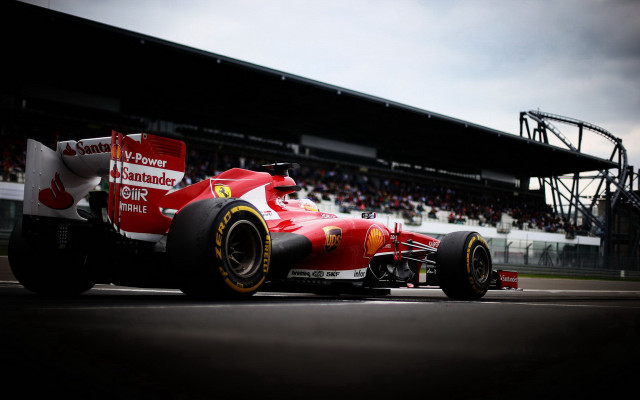 Red racecar racing track crowd free wallpaper - medium preview image