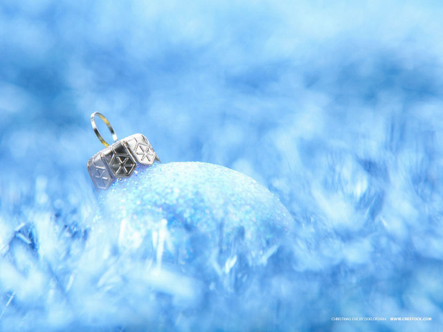 Ring blue ball snow sky #4 free wallpaper - medium preview image