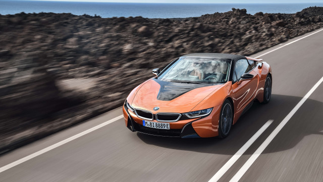 Car driving road cliff water free wallpaper - medium preview image