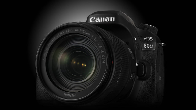 Camera lens flash photorealism cybis free wallpaper - medium preview image