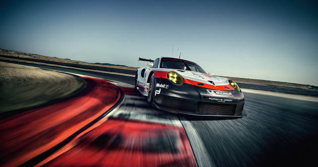 Car race track motion blur free wallpaper - medium preview image