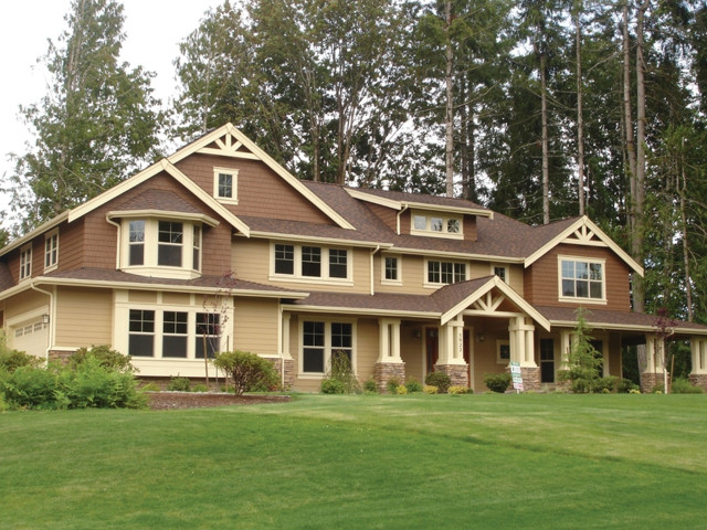 Large house windows grass architecture free wallpaper - medium preview image
