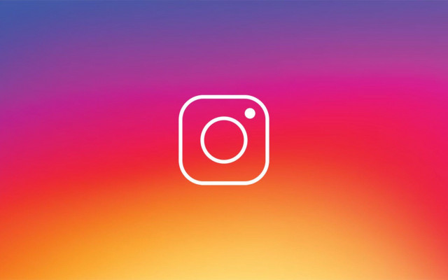 Camera blurry background white outline free wallpaper - medium preview image