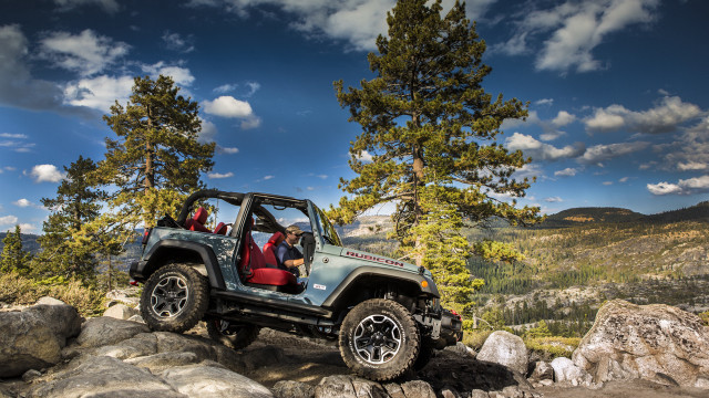 Jeep red seat rocky trail #3 free wallpaper - medium preview image