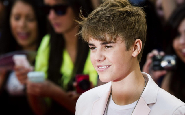 Young man white jacket smile free wallpaper - medium preview image