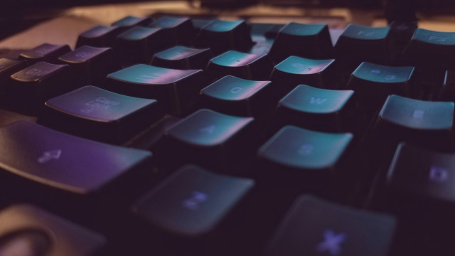 Close up keyboard blue purple free wallpaper - medium preview image