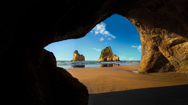 Beach cave view blue sky #2 free wallpaper - medium preview image