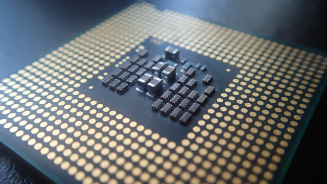 Computer chip pattern cityscape honeycomb free wallpaper - medium preview image