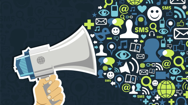 Hand megaphone social media icons free wallpaper - medium preview image