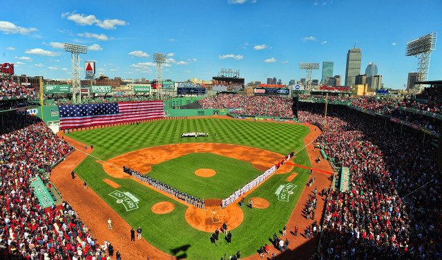 Baseball stadium crowd sunny day #2 free wallpaper - medium preview image