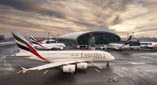 Jetliner airport terminal sky tiltshift free wallpaper - medium preview image