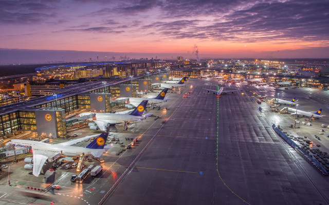 Large airport night time planes free wallpaper - medium preview image