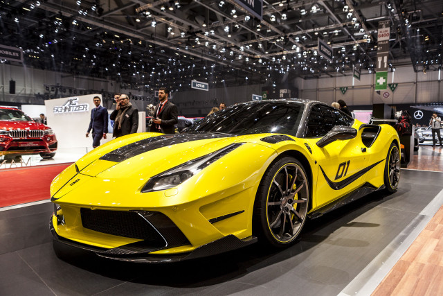 Yellow sports car show people #3 free wallpaper - medium preview image