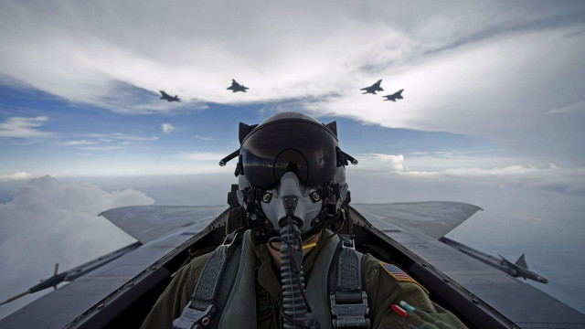 Fighter jet cloudy sky pilot #9 free wallpaper - medium preview image