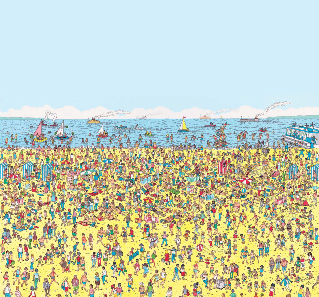 Beach crowd blue sky sunny free wallpaper - medium preview image