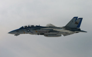 Fighter jet cloudy sky background 2 - a fighter free wallpaper for desktop