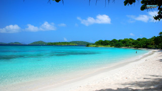 Beach clear water white sand - clear blue water free wallpaper