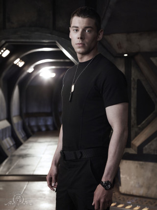 Man black shirt pants tunnel - a tunnel free wallpaper