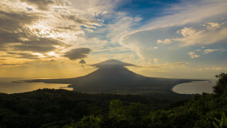 Volcano lake mountain water distant - a mountain in the distance free wallpaper