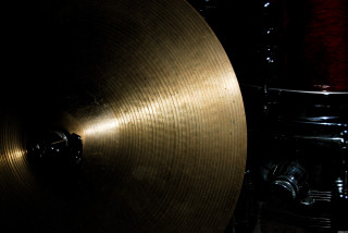 Cylinder drumset redlight stilllife space - bill ward free wallpaper