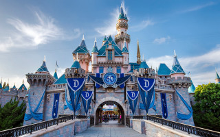 Castle clocktower flag disneyland blue - magical free wallpaper for desktop