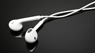 Ear buds table black background - top of a table next free wallpaper