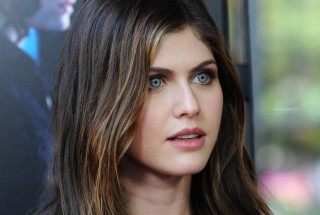 Alice prin long hair blue 2 - her face and shoulder free wallpaper