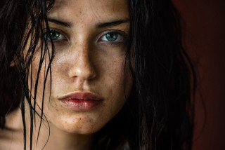 Woman freckled hair green eyes - freckle free wallpaper