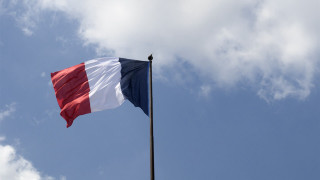Flag cloudy day blue sky - composition free wallpaper
