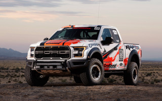 Truck red white desert mountains - the desert free wallpaper