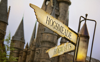 Street sign castle sky light - a street sign free wallpaper