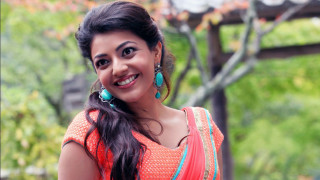 Woman bright dress smile tree - ella guru free wallpaper