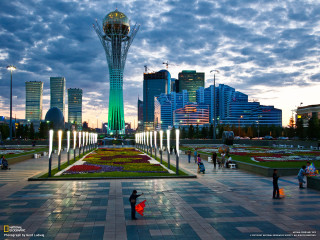 City fountain people dusk sky - daryush shokof free wallpaper