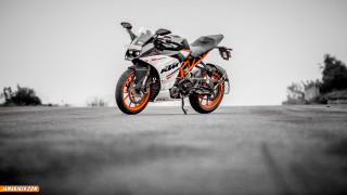 Motorcycle road trees sky tiltshift - dom qwek free wallpaper