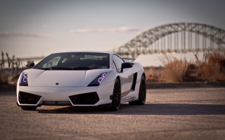 White sports car parked bridge - a bridge and a bridge in the background free wallpaper