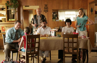 Family kitchen table standing man - a photo free wallpaper