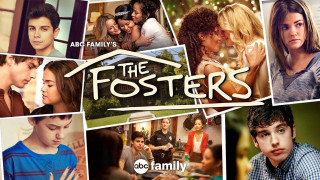 Fosters family house collage background - free christmas wallpaper for desktop