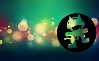 Cat sitting circle blurry background - a circle free wallpaper