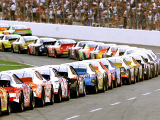 Race track cars crowd stadium - a crowd watching free wallpaper