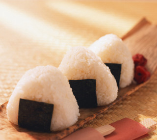 Sushi bamboo plate cherry wooden - the side of it free wallpaper