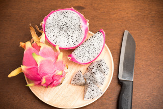 Knife fruit plate neoplasticism stock - a piece of fruit free wallpaper