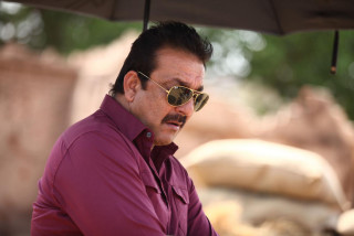 Man purple shirt sunglasses umbrella - don arday free wallpaper