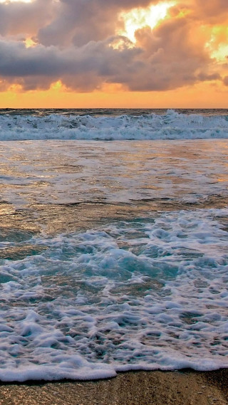 Beach sunset waves clouds person 2 - impressionist free wallpaper