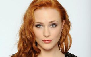 Redhair blueeyes gothic portrait photorealistic - leesha hannigan free wallpaper for desktop