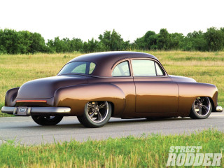 Brown car parked road grass - a brown car free wallpaper