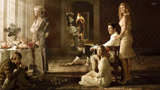 Group people table room woman - a table in a room free wallpaper